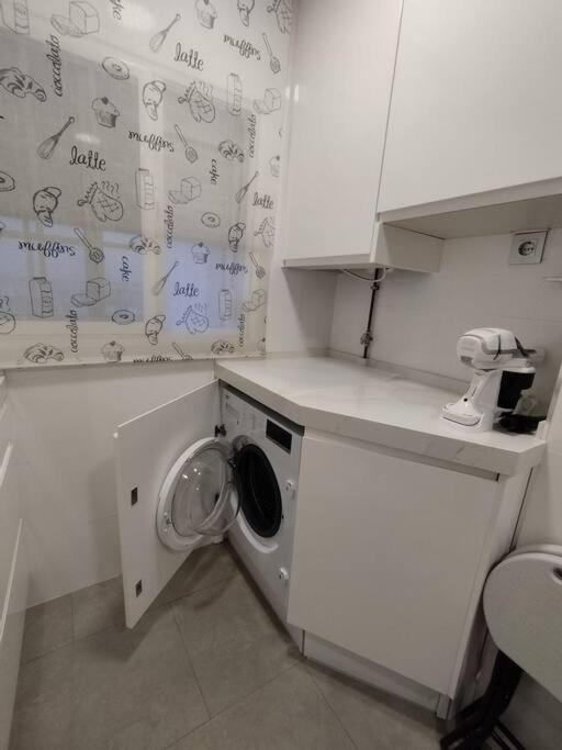Apartamento En Jerez 3 Dormitorios Y 2 Banos Jerez de la Frontera Exteriör bild