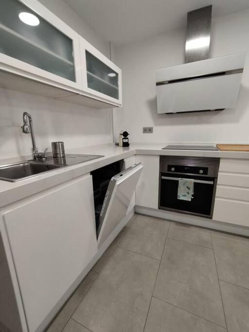 Apartamento En Jerez 3 Dormitorios Y 2 Banos Jerez de la Frontera Exteriör bild